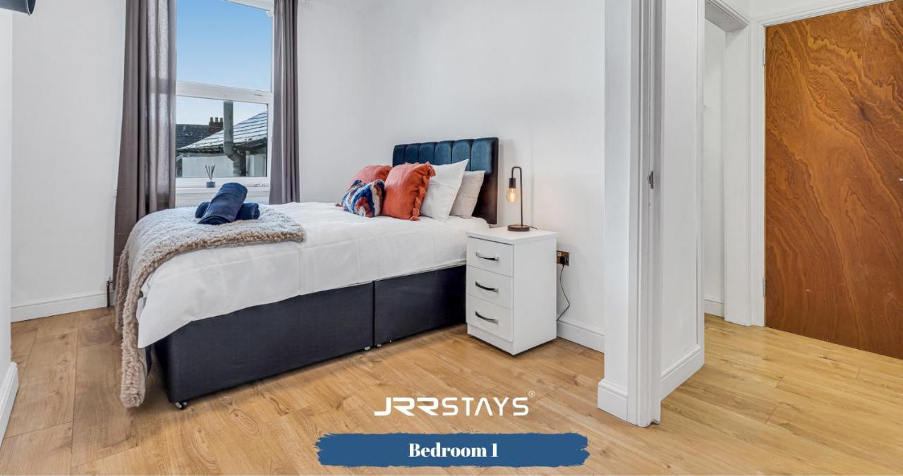 Cardiff Stylish 2 Bedroom Sleeps 6 Wi-Fi - Jrr Stays Exteriör bild